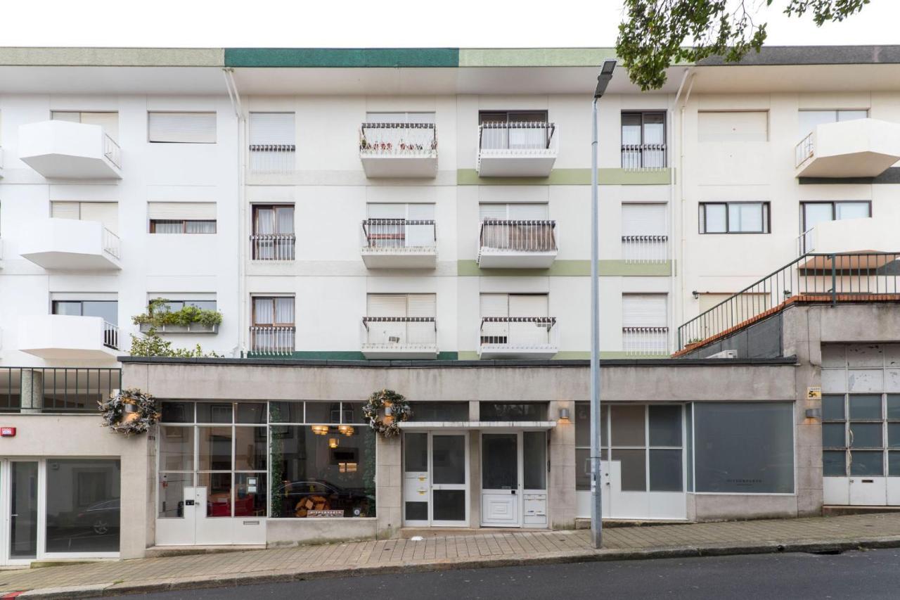 Lovelystay - Serralves Apartment With Free Parking Porto Luaran gambar